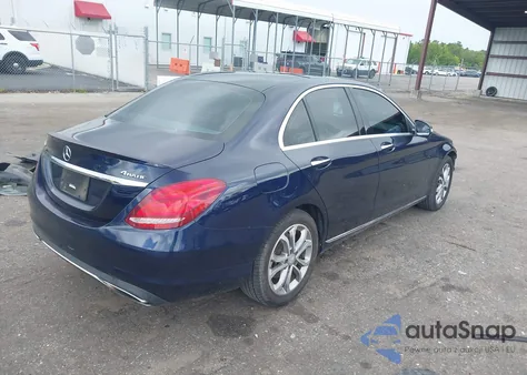 2015 Mercedes-Benz C 300 4Matic/Luxury 4Matic/Sport 4Matic из США, поврежденный, VIN 55SWF4KB0FU085218